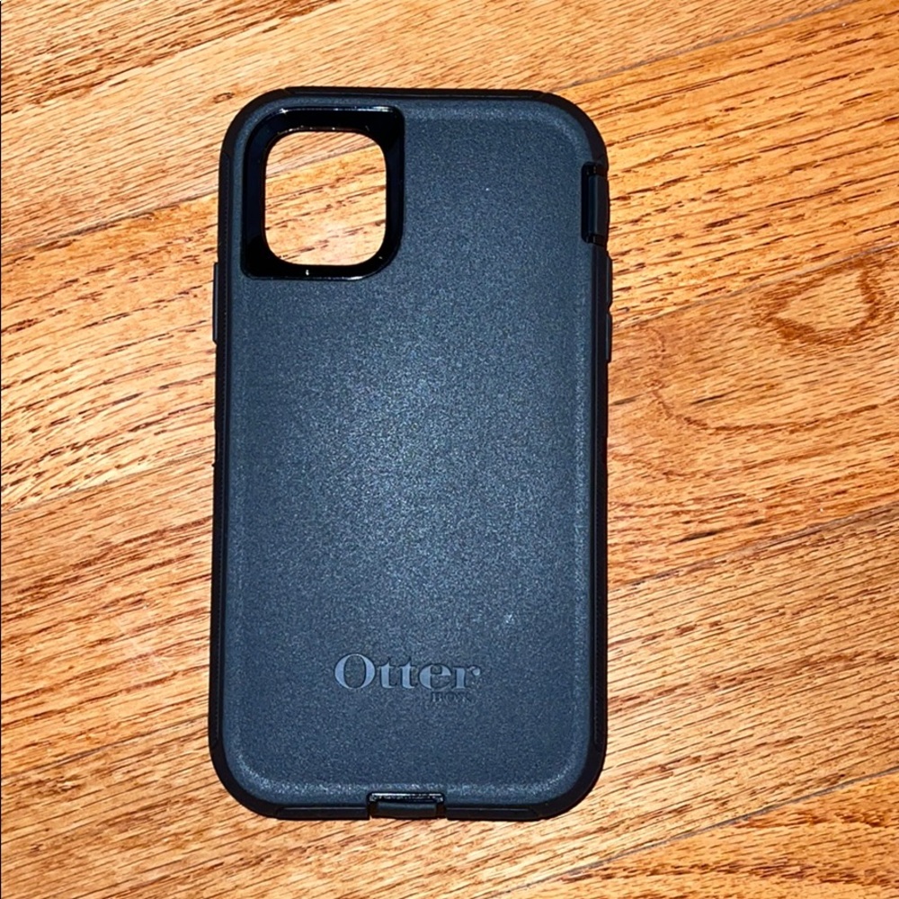 iPhone 11 Otterbox case